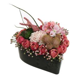 ROSE ARR ON PLASTIC HEART 16X25CM PINK