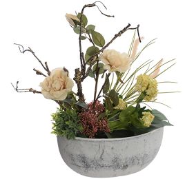 ROSE/SKIMMIA/SNOWBALL ARRANGEMENT IN POT VANILLA