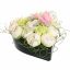 BALL ROSE ARR ON PLASTIC HEART 25X16CM CREAM