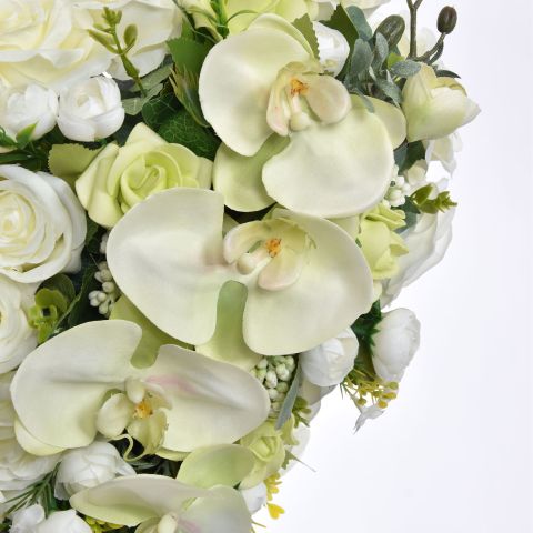 ORCHID ROSE ARR ON HEART 30CM CREAM